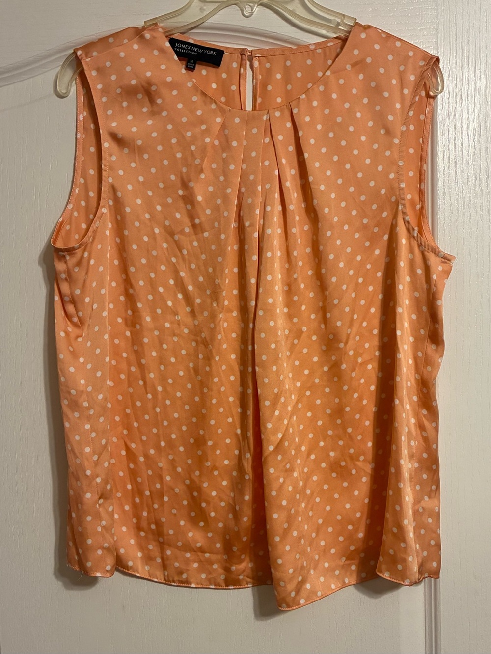 Jones New York Peach Polka Dot Sleeveless Blouse